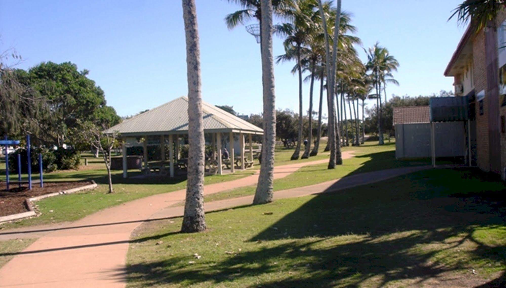 Koola Beach Apartments Bargara Exteriér fotografie
